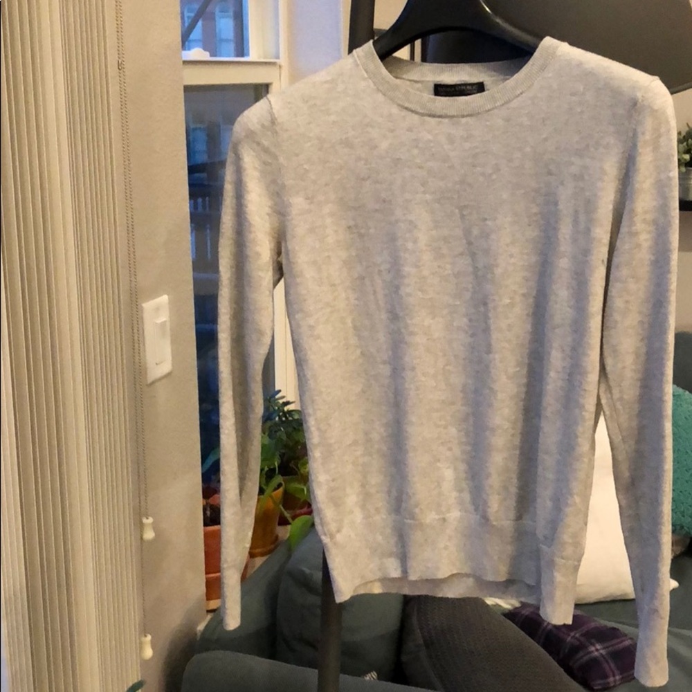 Banana Republic Sweater (size s)